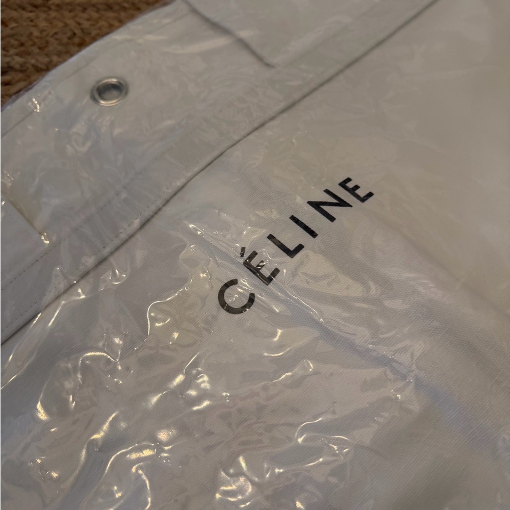CÉLINE White garment bag with hanger loop hole for hanging - Picture 2 of 2